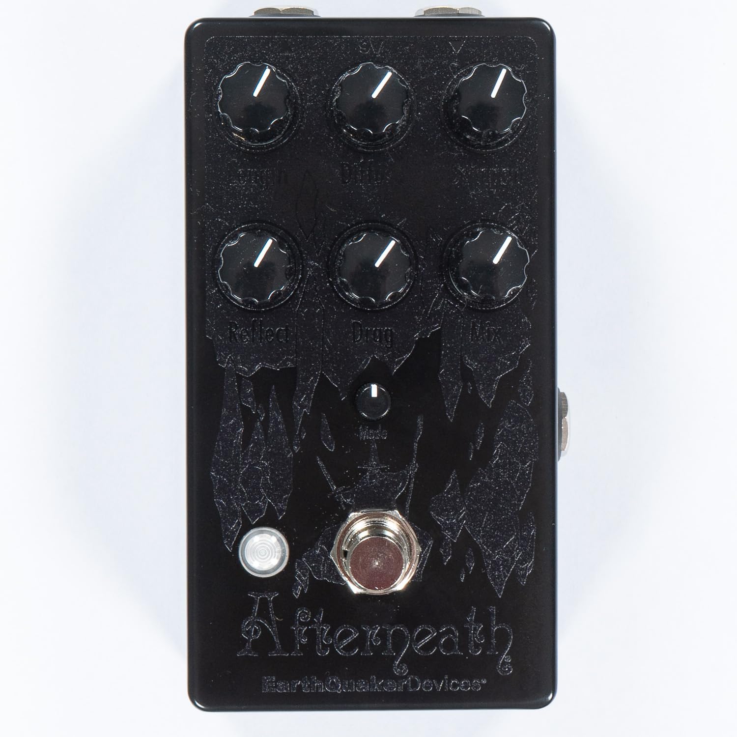 Amazon.com: EarthQuaker Devices Afterneath V3 Enhanced